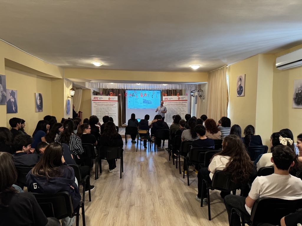 ა(ა)იპ სარკინიგზო ტრანსპროტის კოლეჯის ვიზიტი თბილისის საჯარო სკოლის მოსწავლეებთან